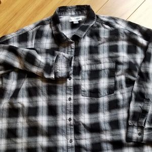 Old navy boyfriend flannel shirt